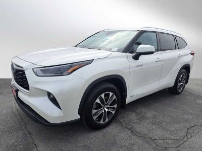 2021 Toyota Highlander Hybrid XLE