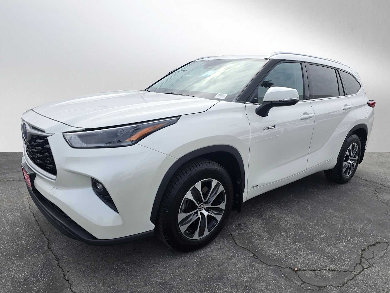 2021 Toyota Highlander Hybrid XLE