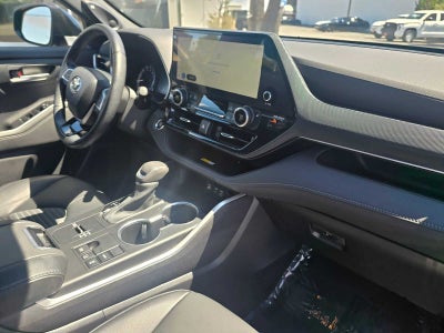 2023 Toyota Highlander XSE