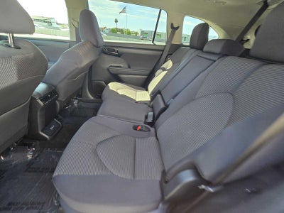2025 Toyota Highlander LE