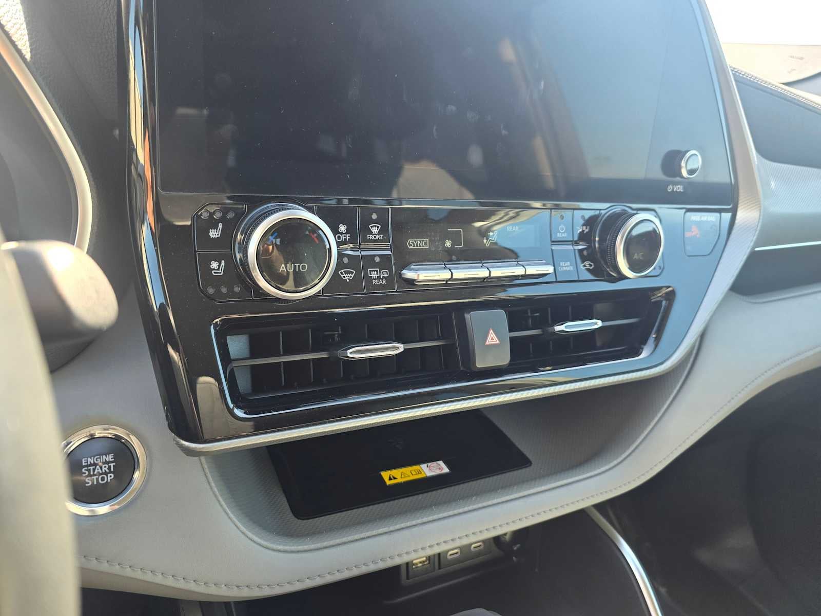 2023 Toyota Highlander Platinum