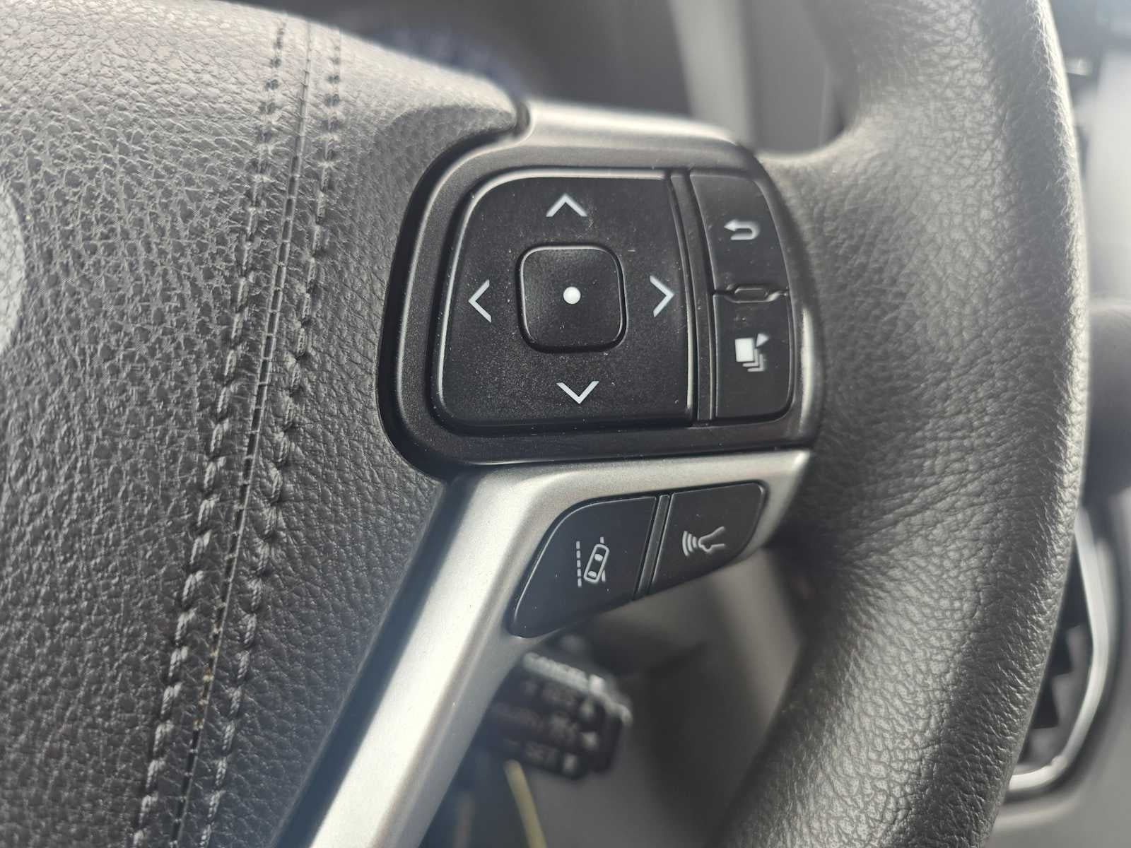 2020 Toyota Sienna LE