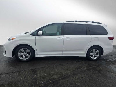 2020 Toyota Sienna LE