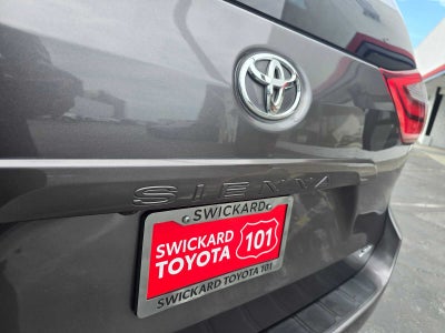 2017 Toyota Sienna XLE