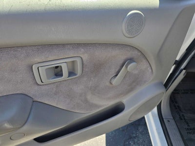 2004 Toyota Tacoma XtraCab Auto (Natl)