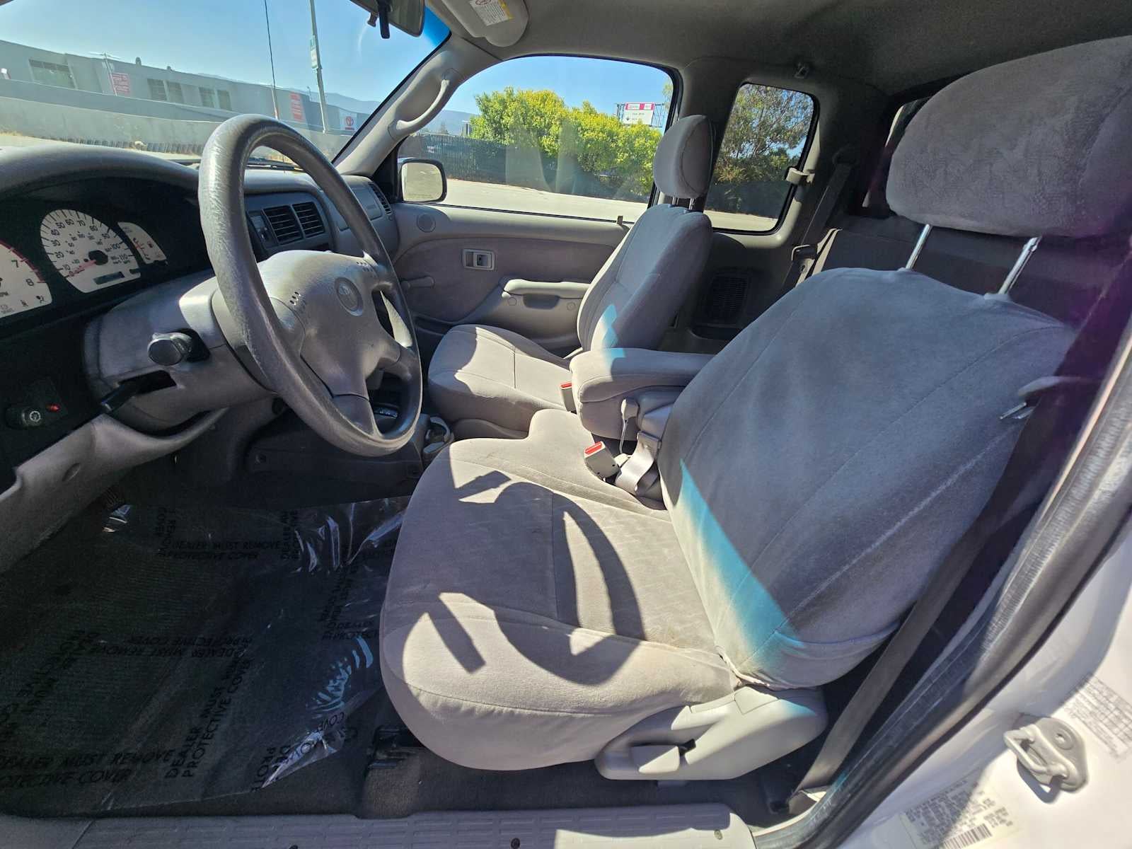 2004 Toyota Tacoma XtraCab Auto (Natl)