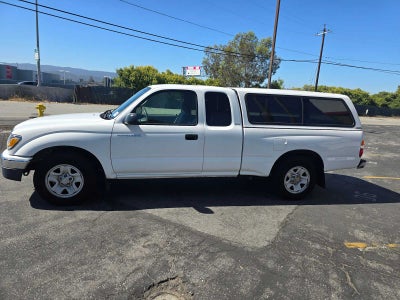 2004 Toyota Tacoma XtraCab Auto (Natl)