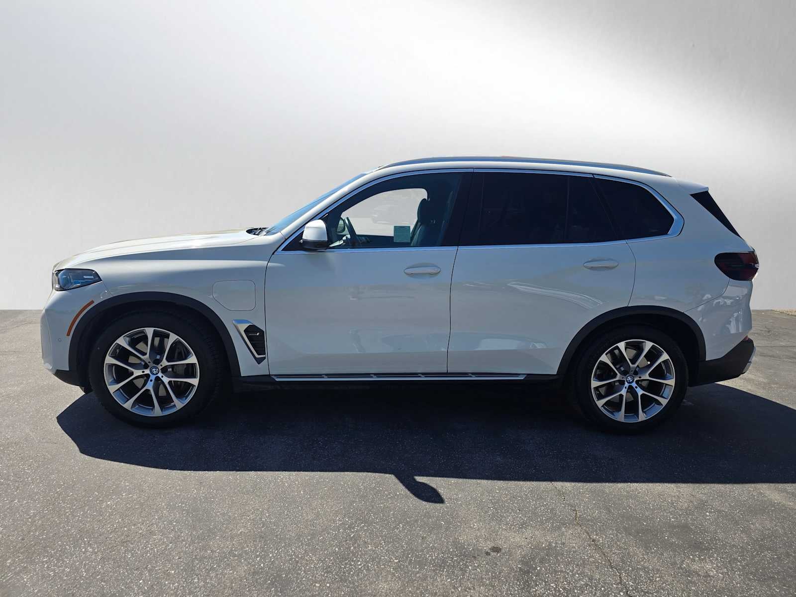 2024 BMW X5 xDrive50e xDrive50e