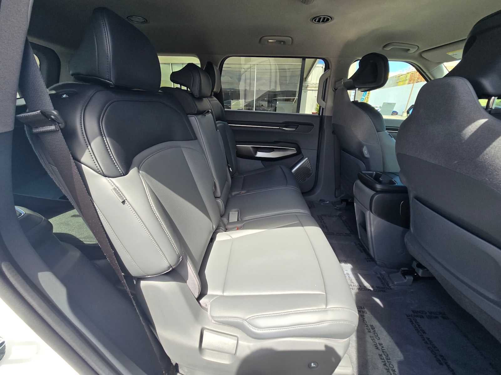 2026 Kia EV9 Light Short Range