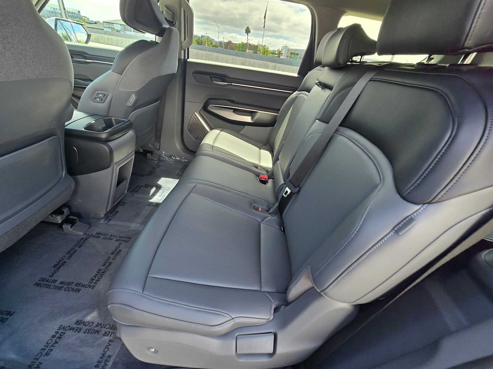 2026 Kia EV9 Light Short Range