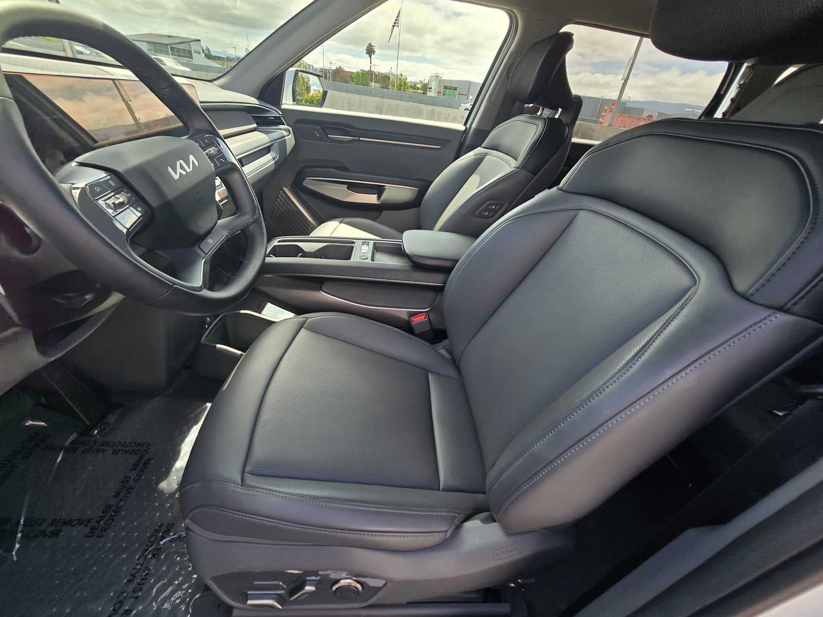 2026 Kia EV9 Light Short Range