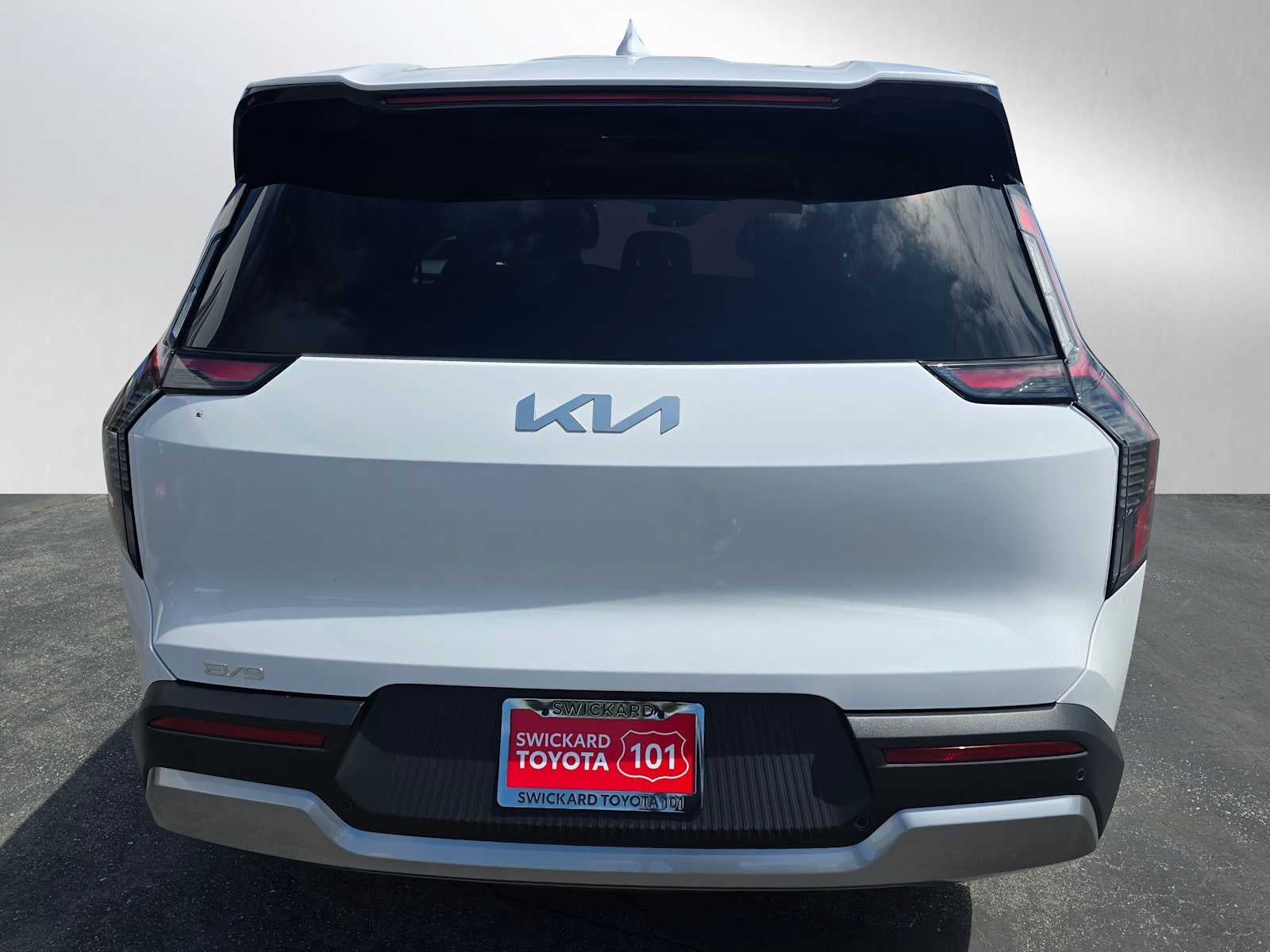 2026 Kia EV9 Light Short Range