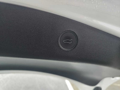 2023 Tesla Model 3 RWD