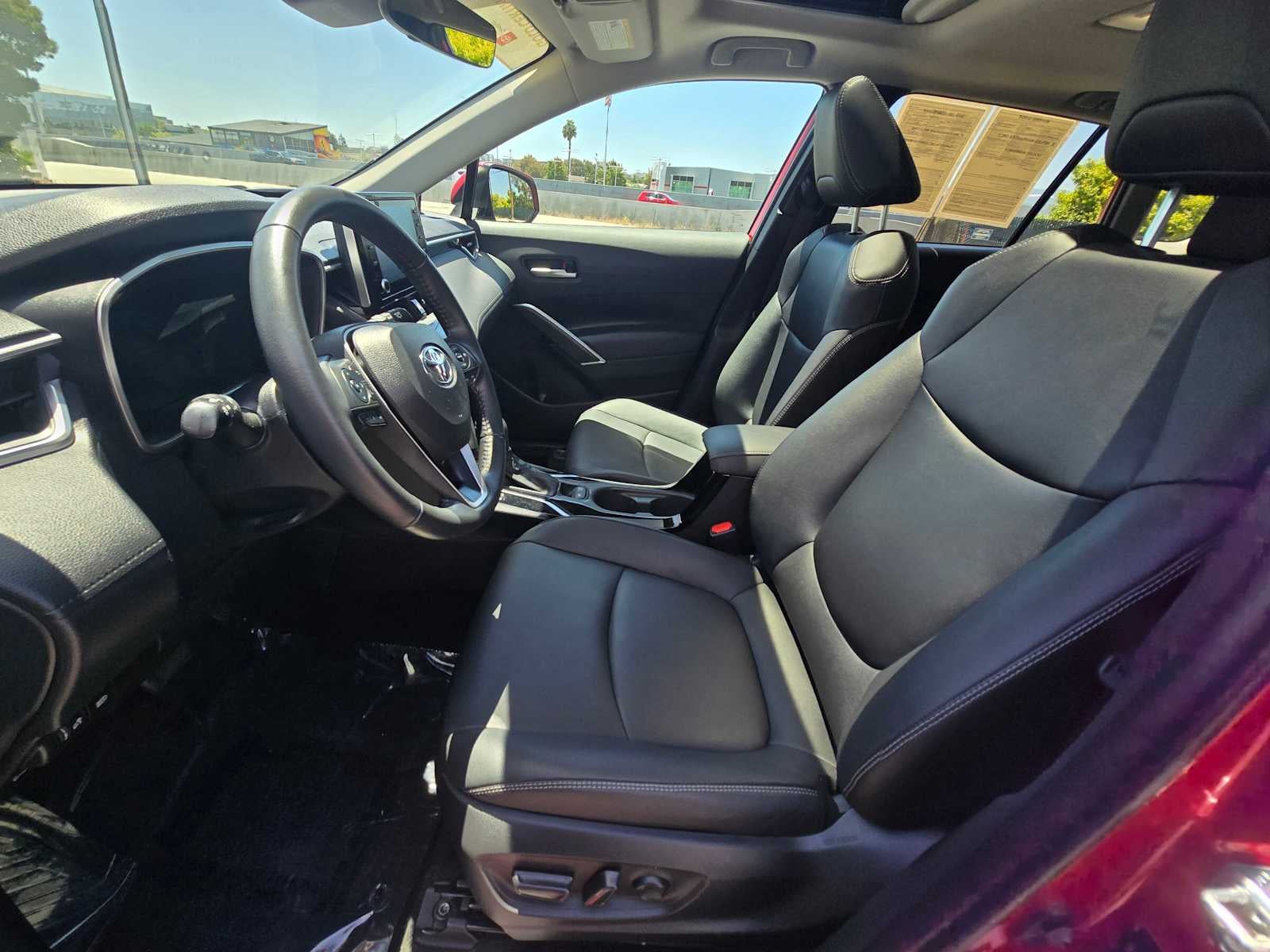 2022 Toyota Corolla Cross XLE