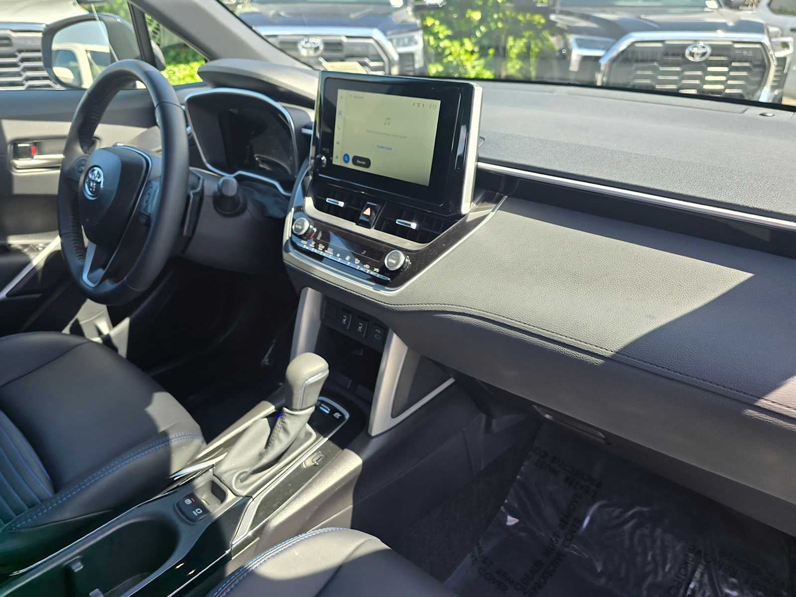 2025 Toyota Corolla Cross Hybrid XSE