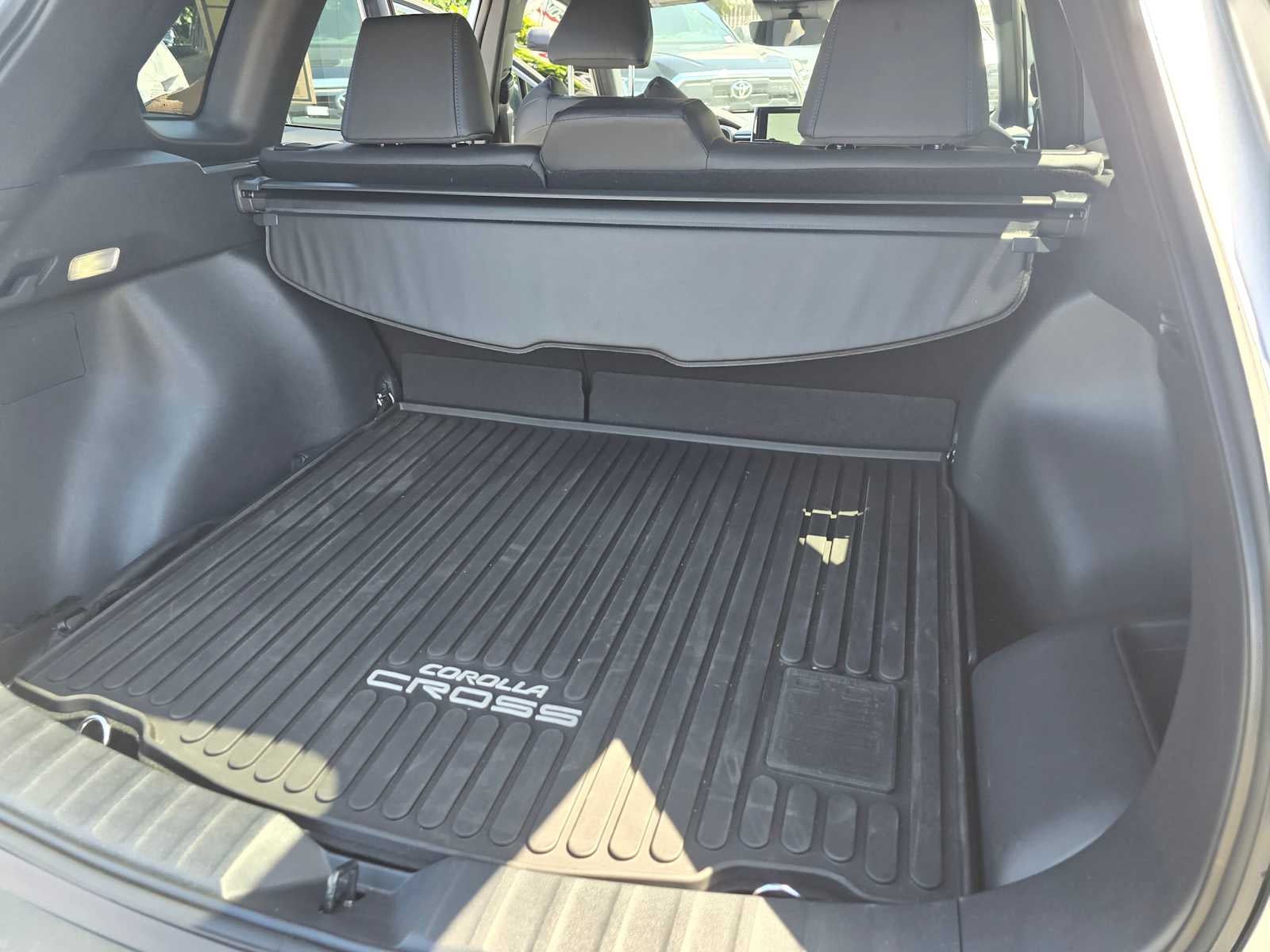 2025 Toyota Corolla Cross Hybrid XSE