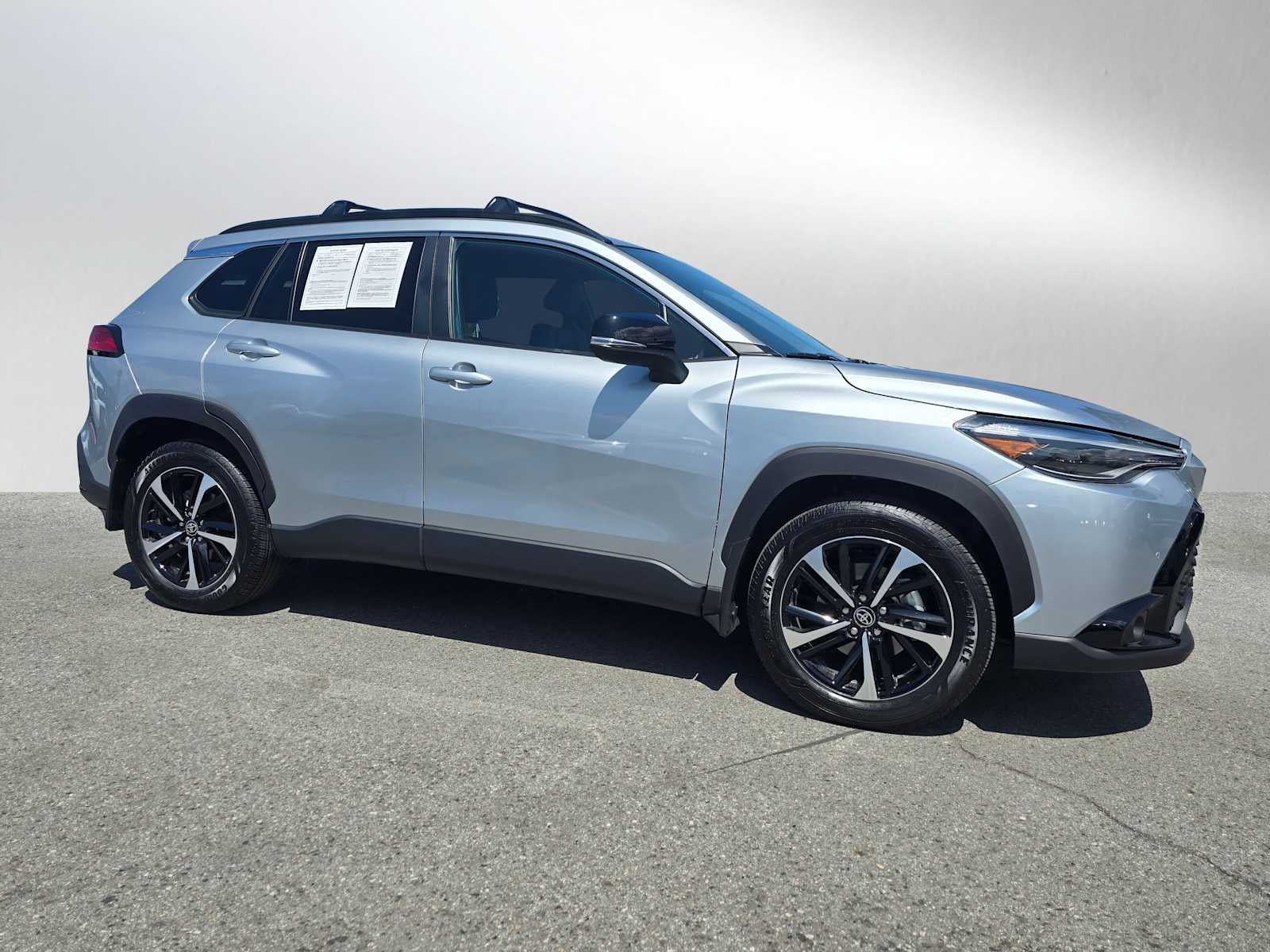 2025 Toyota Corolla Cross Hybrid XSE