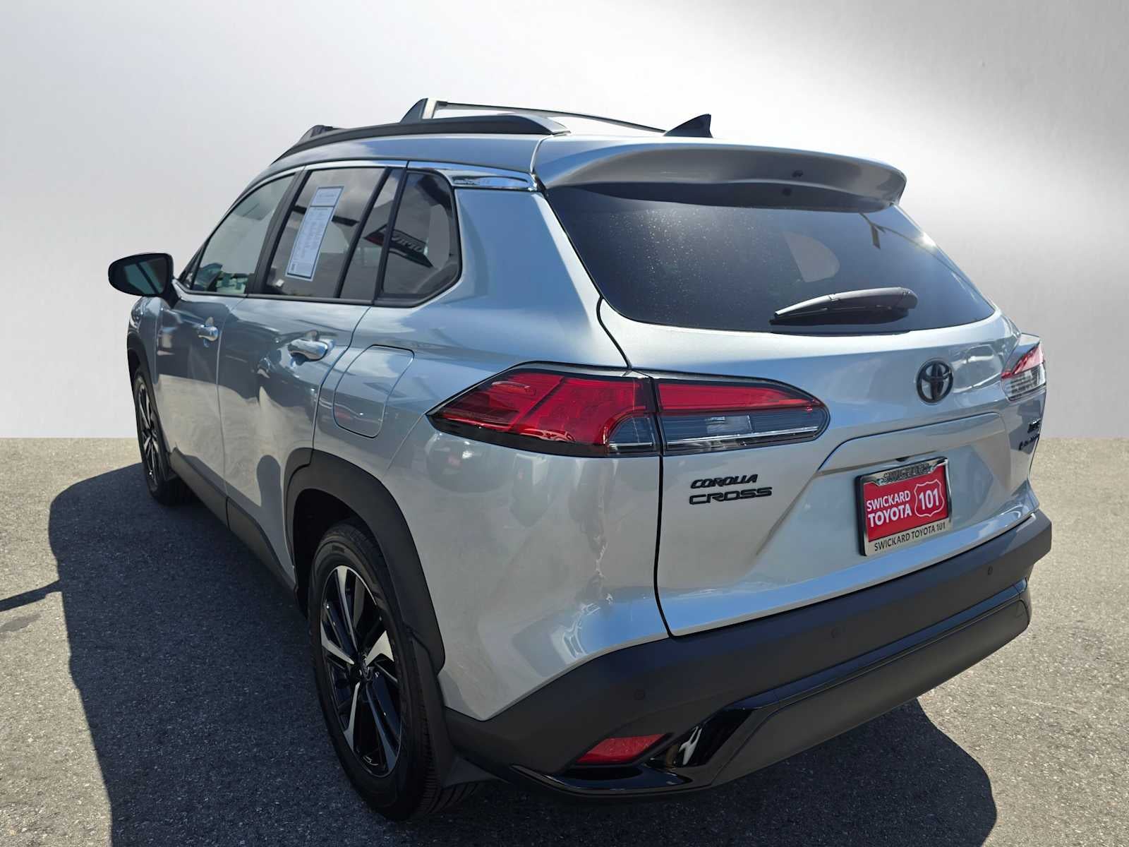 2025 Toyota Corolla Cross Hybrid XSE