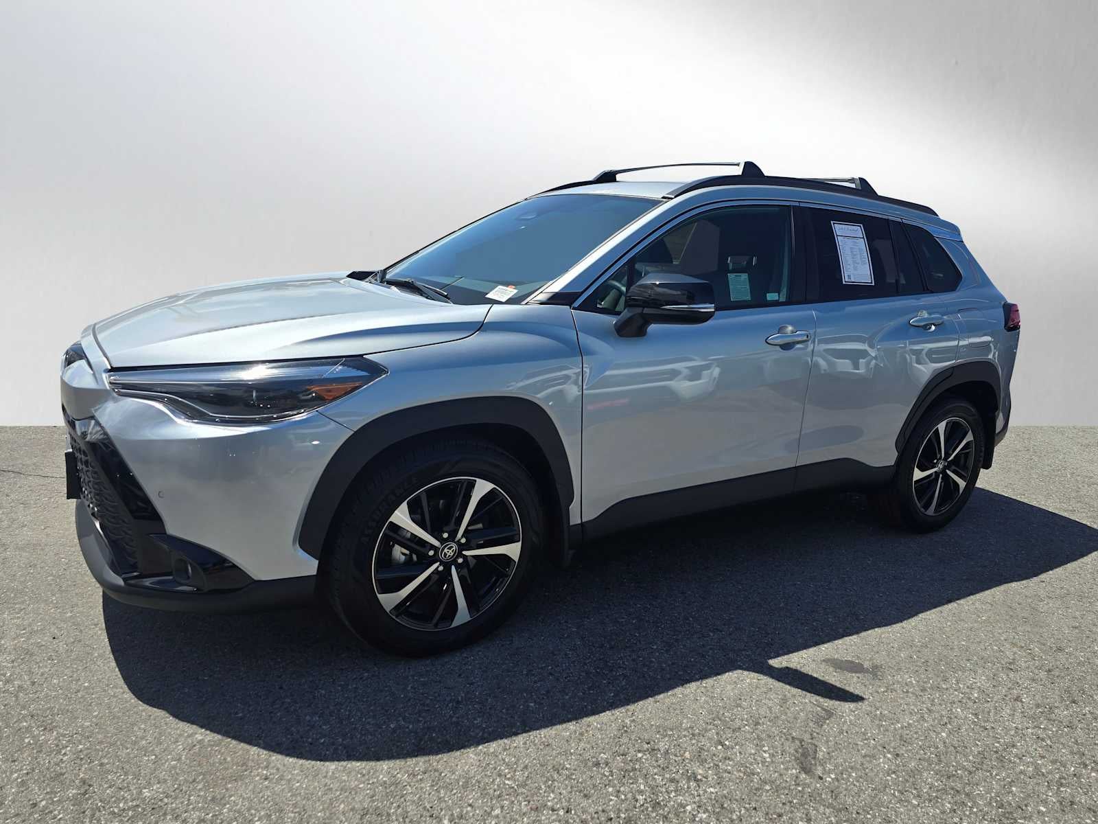 2025 Toyota Corolla Cross Hybrid XSE