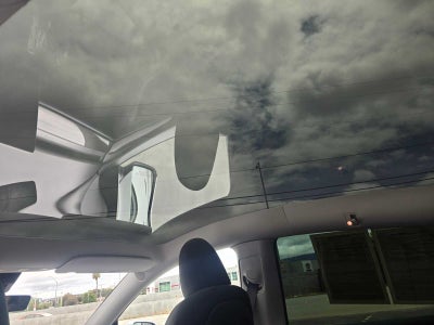 2024 Tesla Model Y RWD