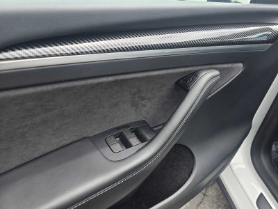2024 Tesla Model Y RWD