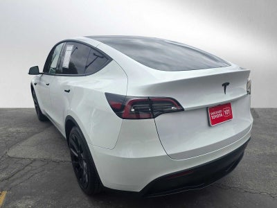 2024 Tesla Model Y RWD
