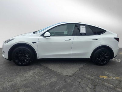 2024 Tesla Model Y RWD
