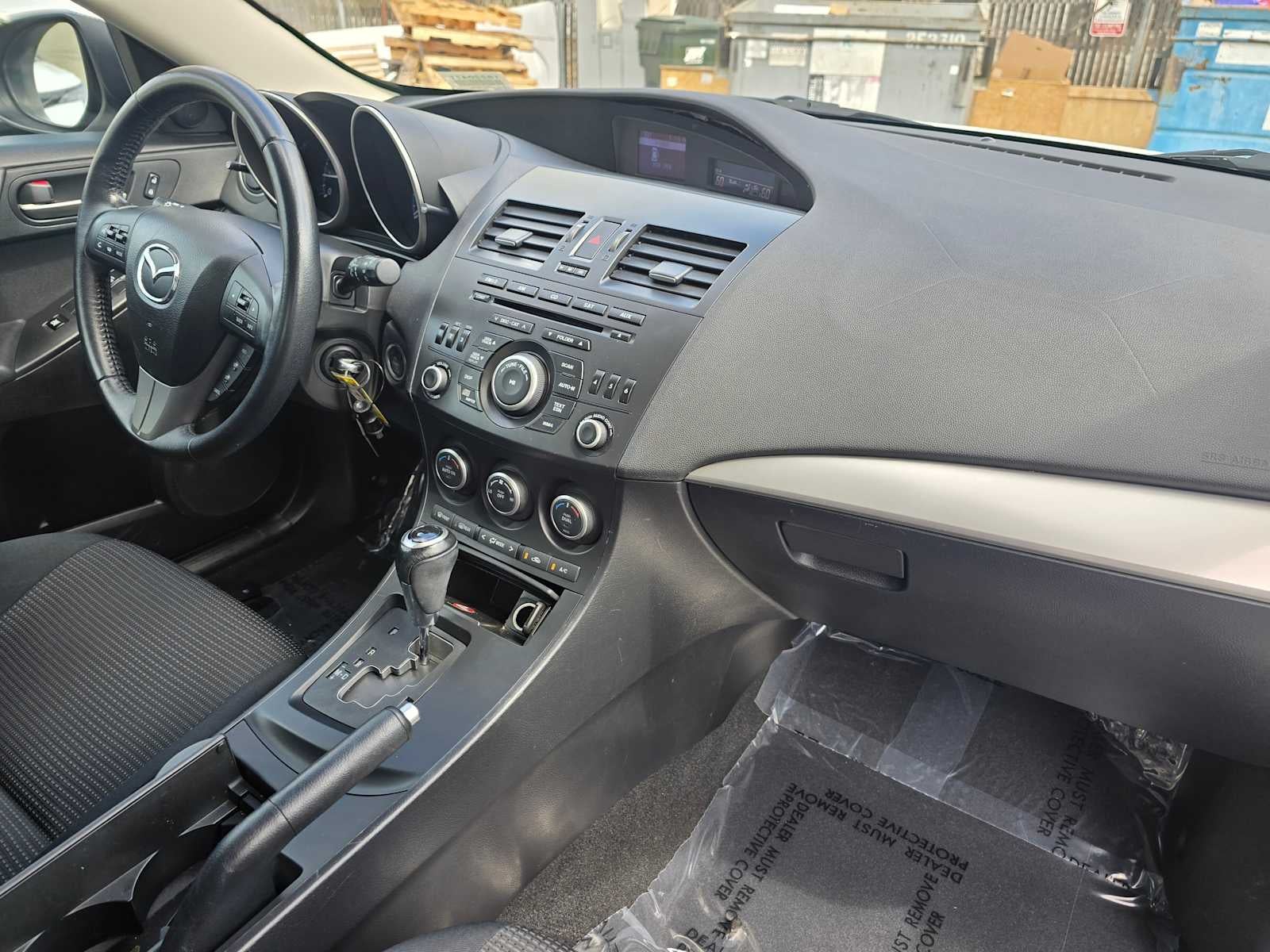 2013 Mazda Mazda3 i Touring