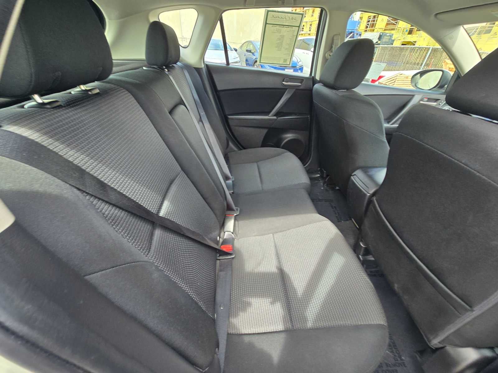 2013 Mazda Mazda3 i Touring