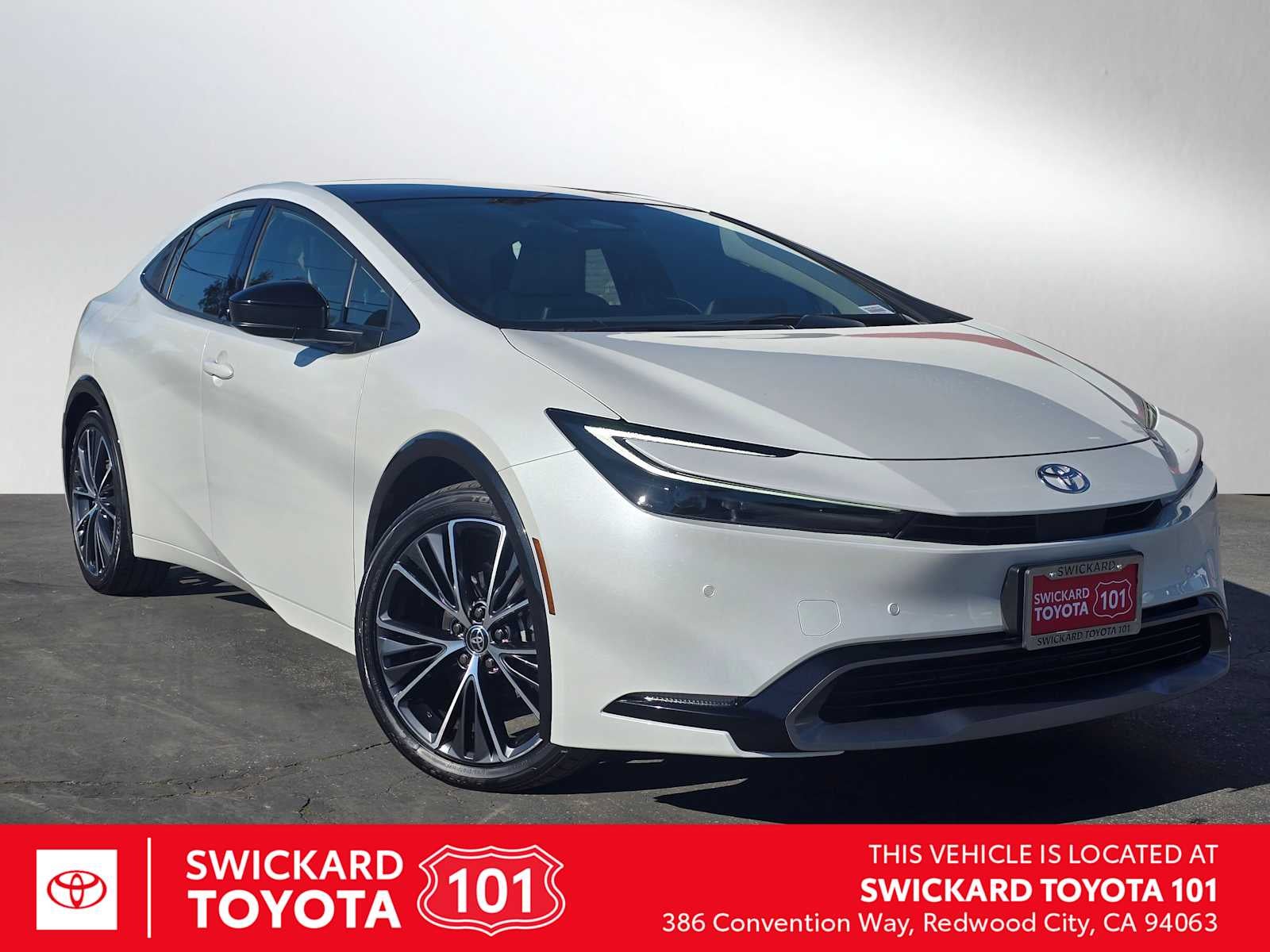 2023 Toyota Prius XLE