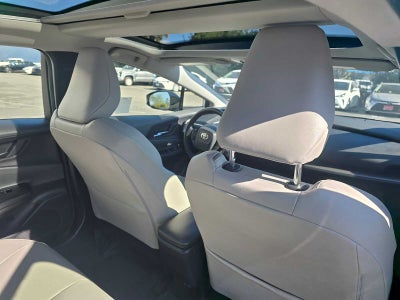 2023 Toyota Prius XLE