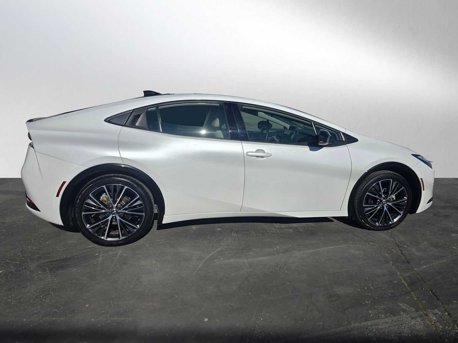 2023 Toyota Prius XLE