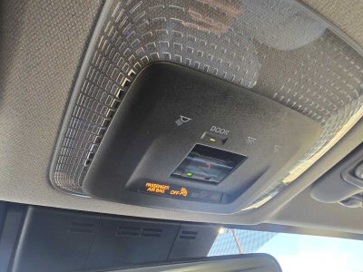 2023 Toyota Prius XLE