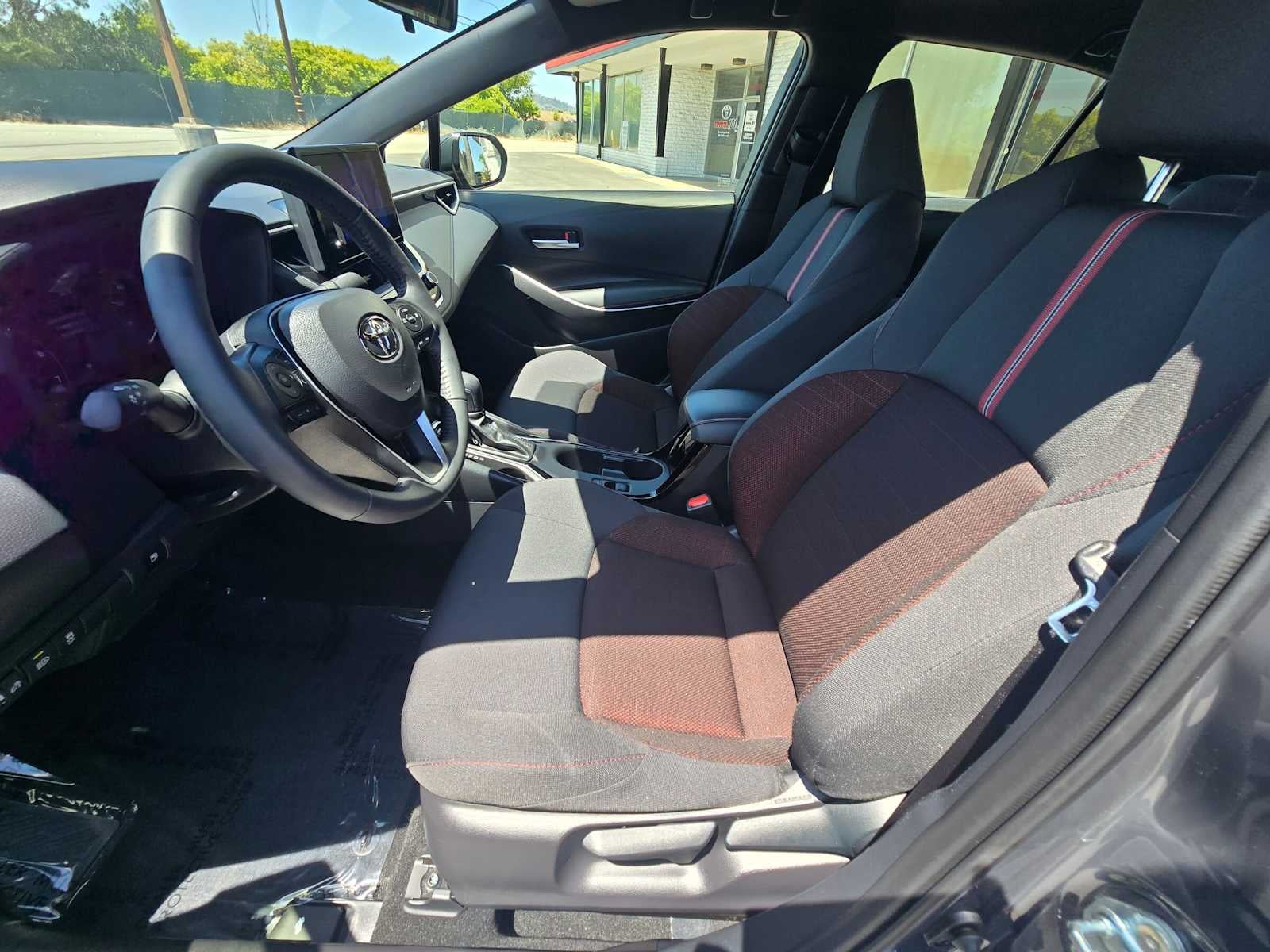 2025 Toyota Corolla Hybrid SE