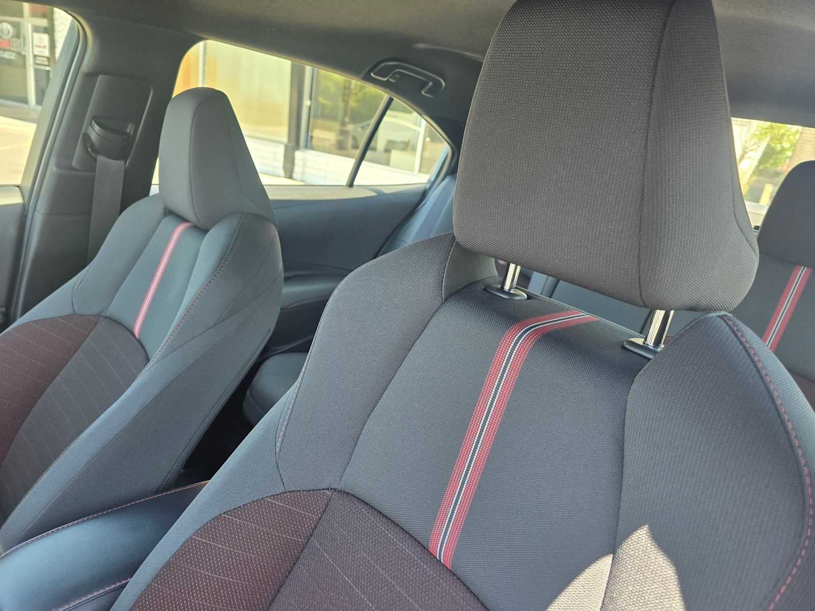 2025 Toyota Corolla Hybrid SE