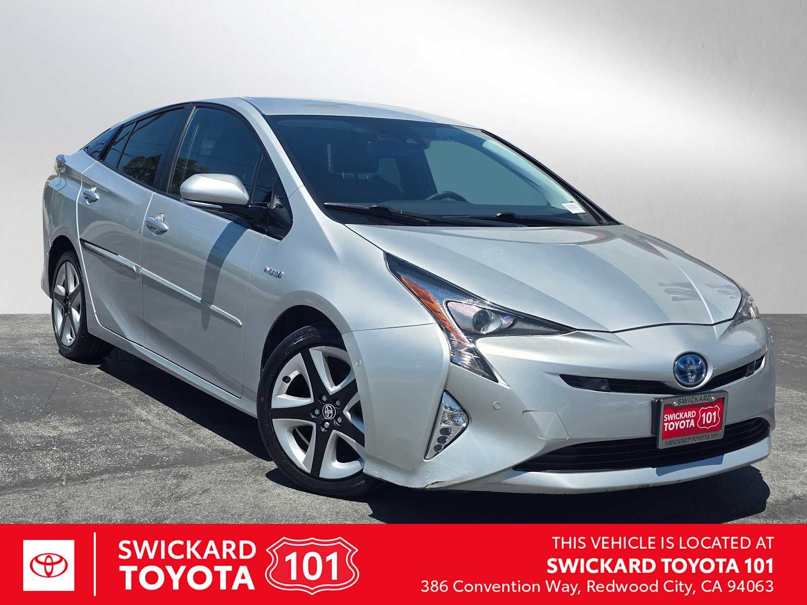 2017 Toyota Prius Four Touring