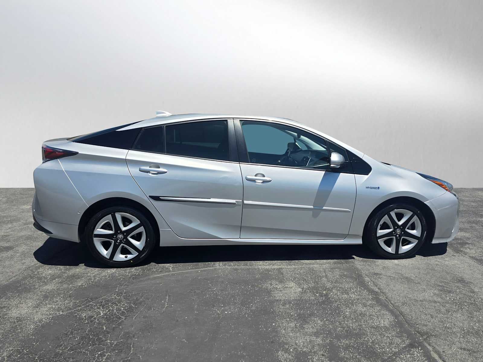 2017 Toyota Prius Four Touring