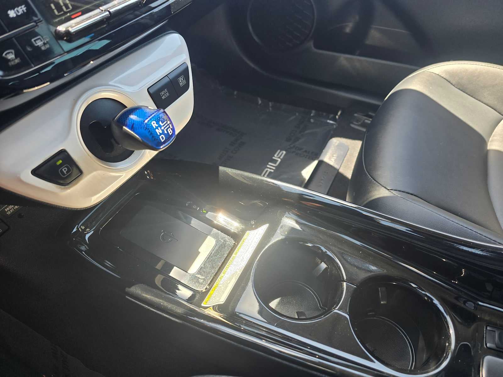 2017 Toyota Prius Four Touring