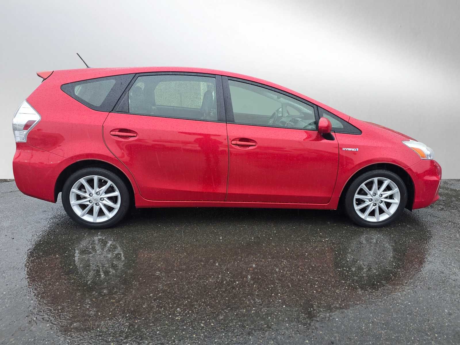 2014 Toyota Prius V Five