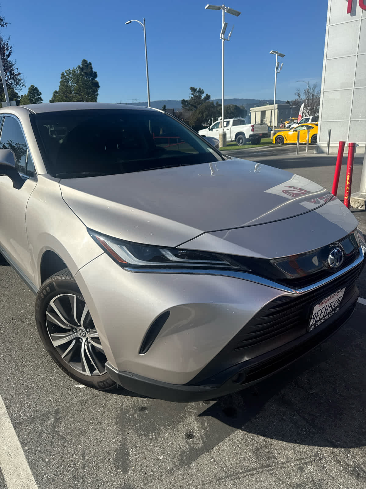 2023 Toyota Venza LE