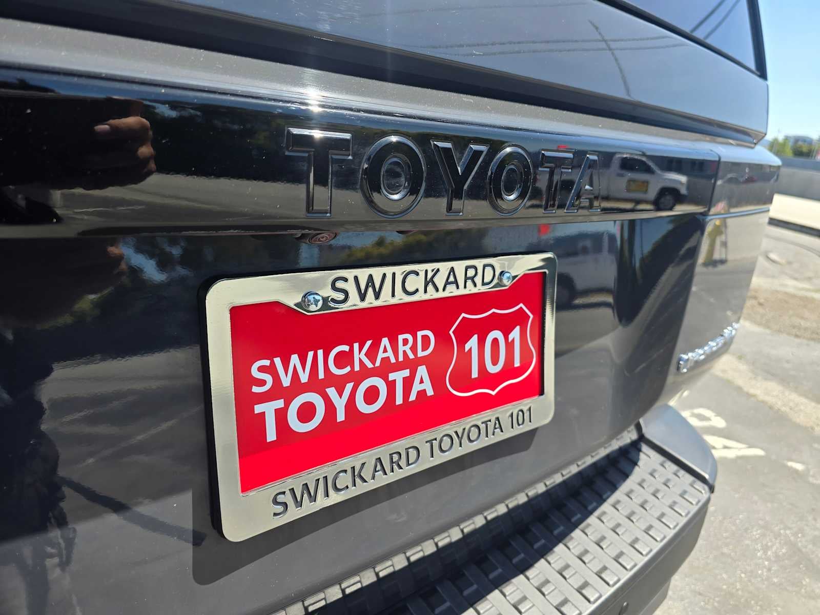 2025 Toyota Land Cruiser 4WD (Natl)