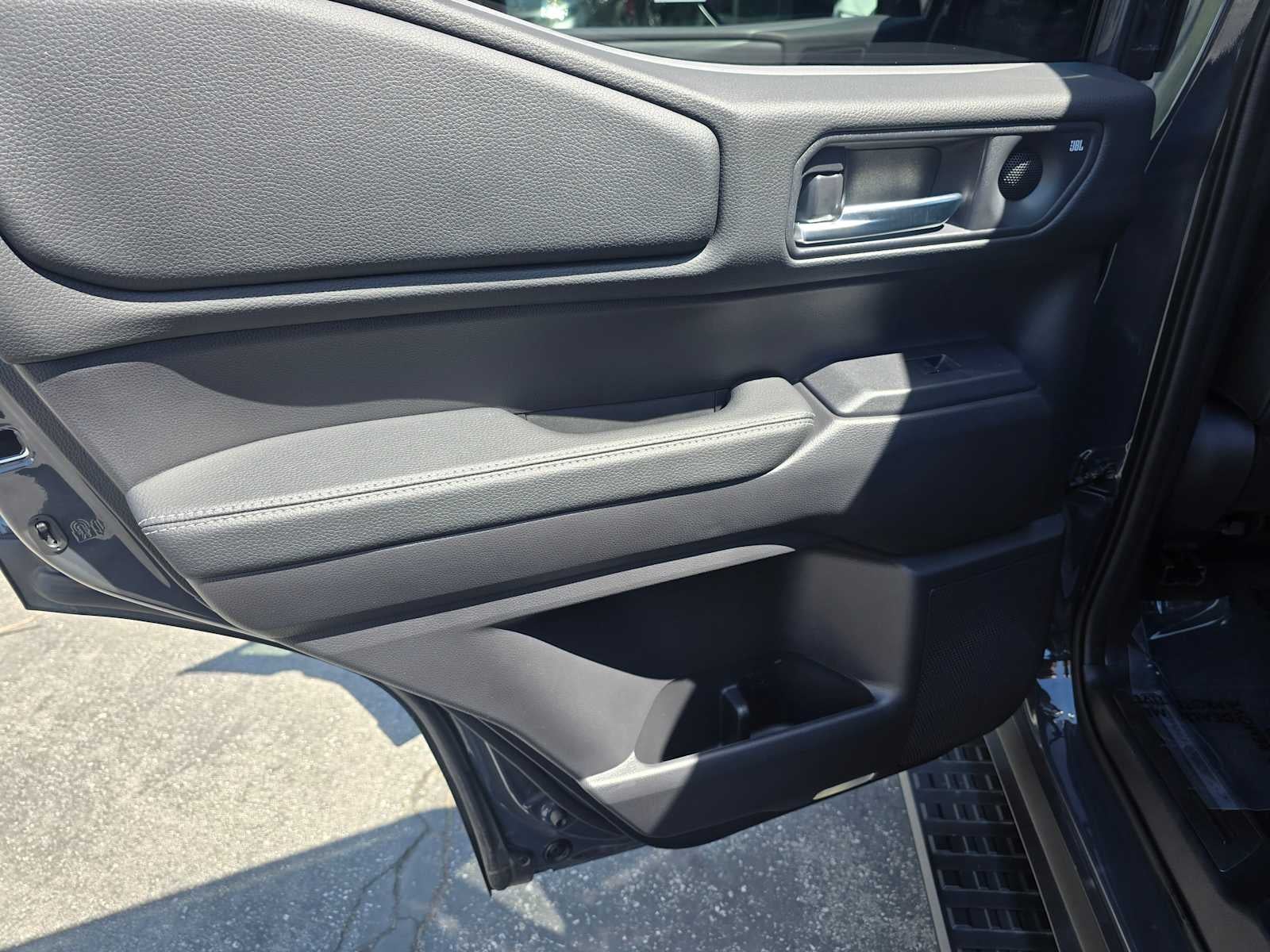 2025 Toyota Land Cruiser 4WD (Natl)