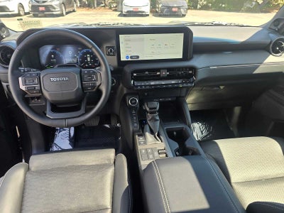 2025 Toyota Land Cruiser 4WD (Natl)