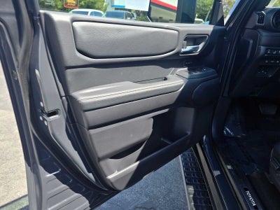 2025 Toyota Land Cruiser 4WD (Natl)