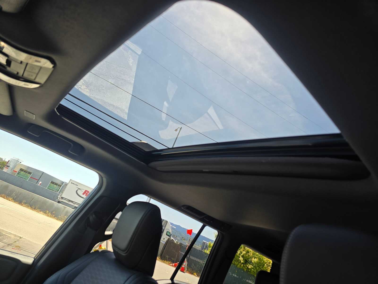 2025 Toyota Land Cruiser 4WD (Natl)