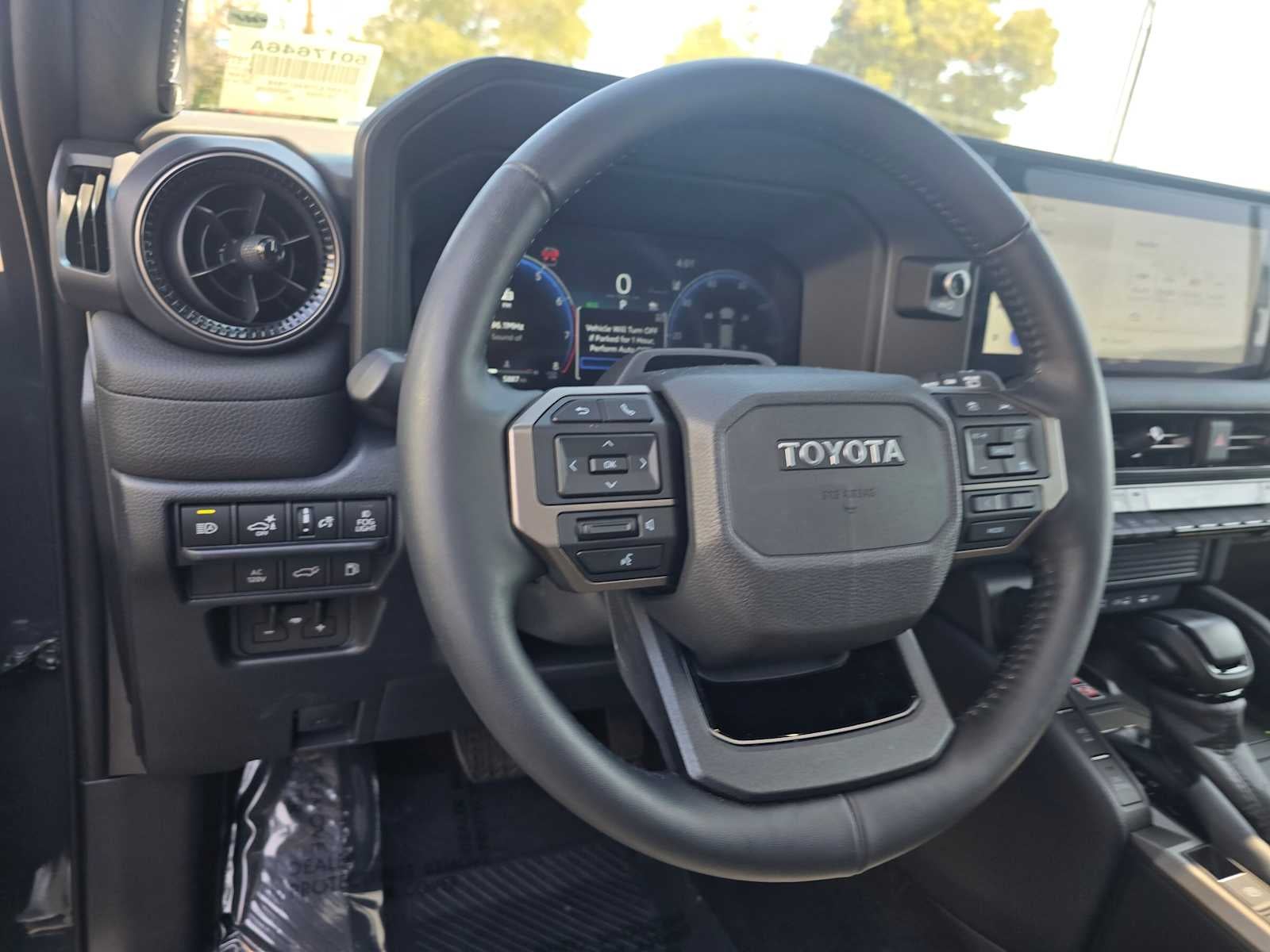 2025 Toyota Land Cruiser 4WD (Natl)