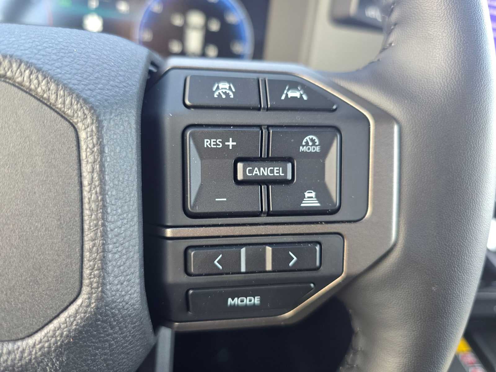 2025 Toyota Land Cruiser 4WD (Natl)