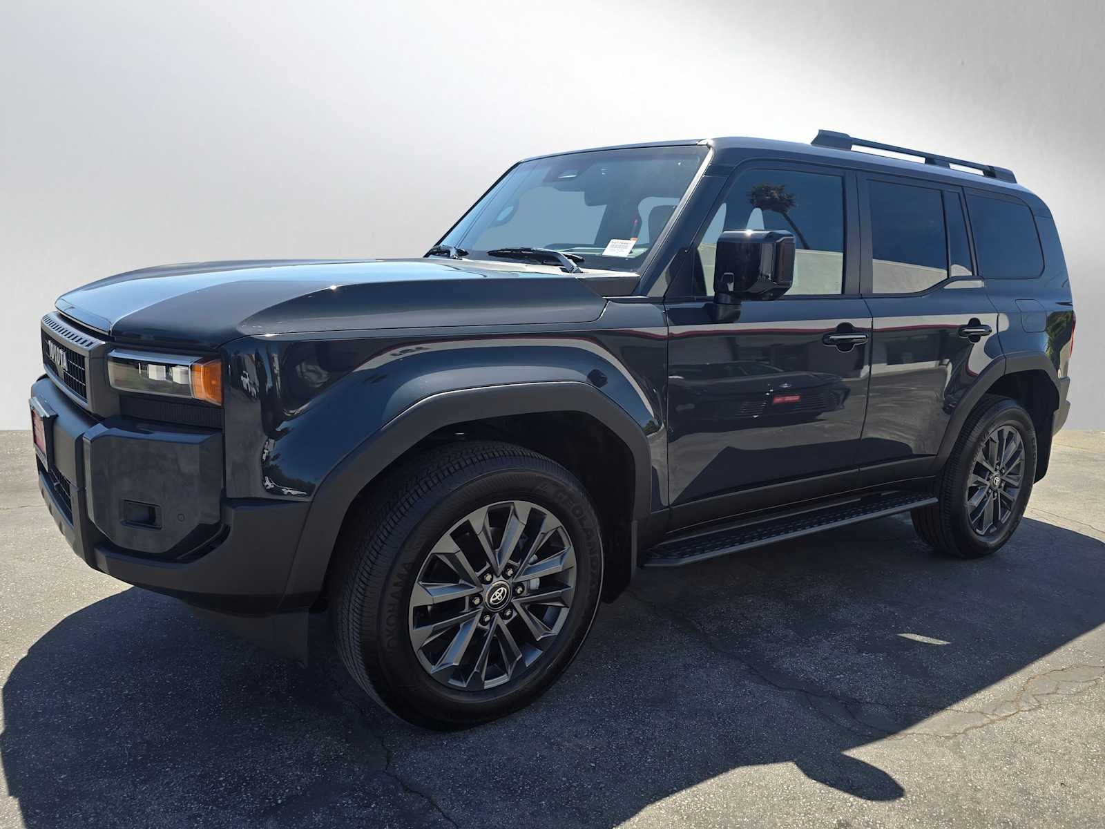 2025 Toyota Land Cruiser 4WD (Natl)