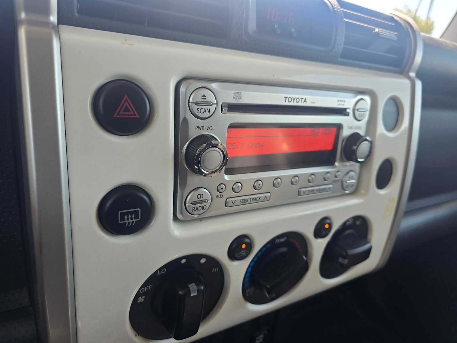 2014 Toyota FJ Cruiser 4WD 4dr Auto (Natl)