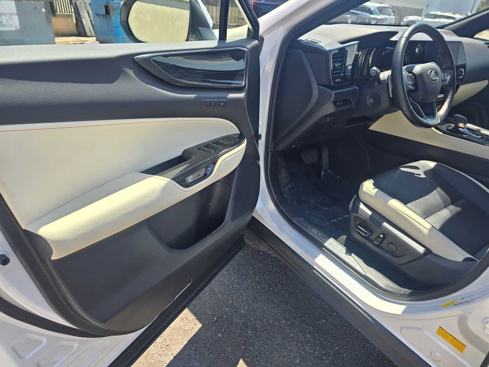 2024 Lexus NX 350h Premium